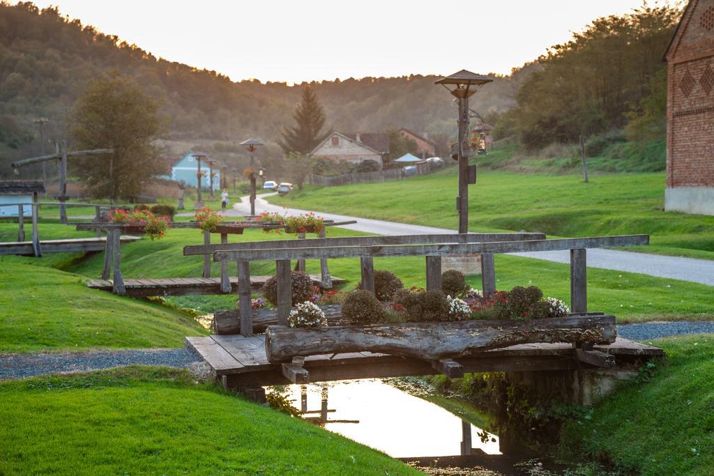 Country House "Stricev Grunt" Stara Kapela Vendégház Kültér fotó